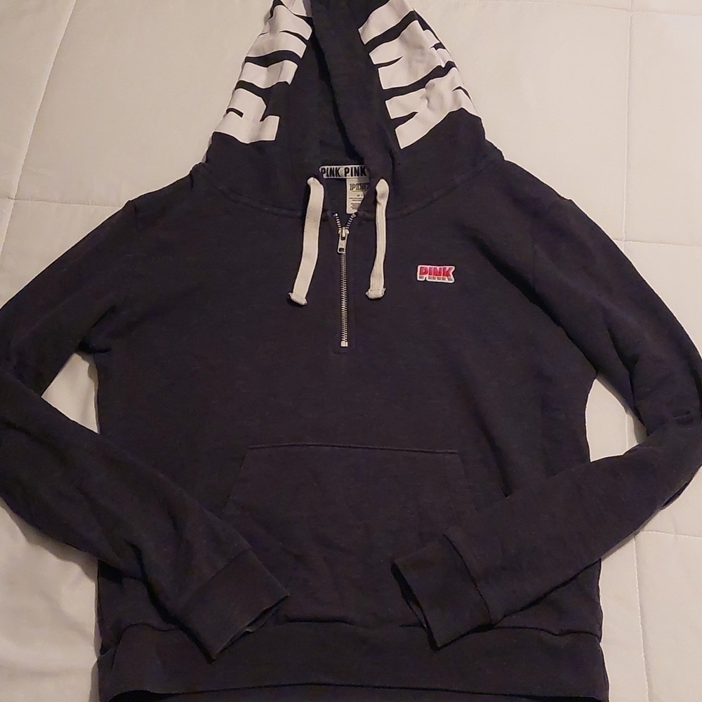 Victoria's Secret PINK Spellout Hoodie Kangaroo Pouch Embroidered logo M